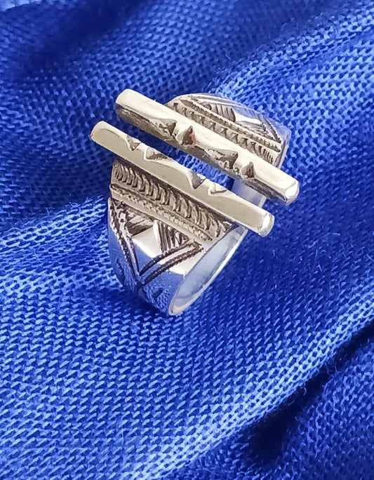 Bague touareg en argent massif
