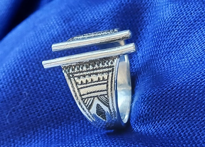 Bague touareg en argent massif