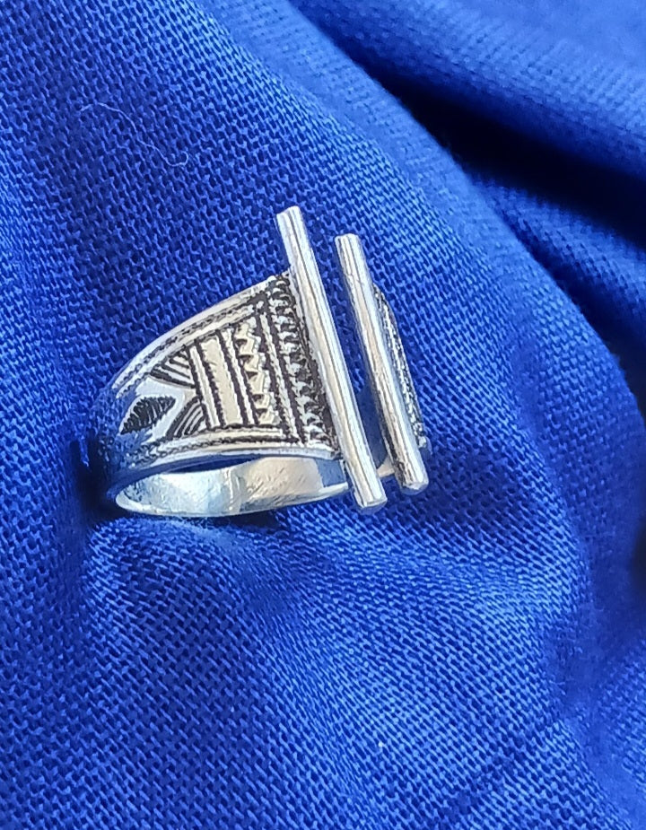 Bague touareg en argent massif