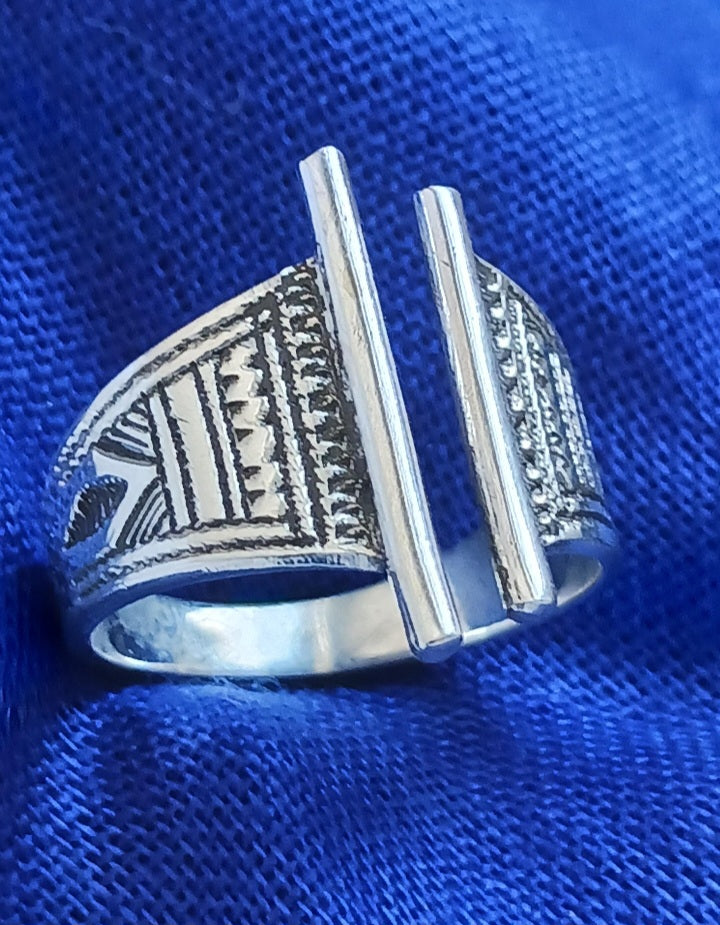 Bague touareg en argent massif