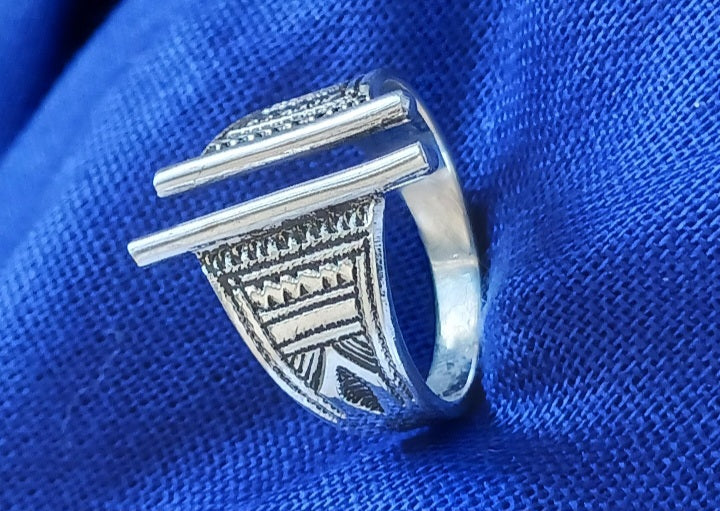 Bague touareg en argent massif