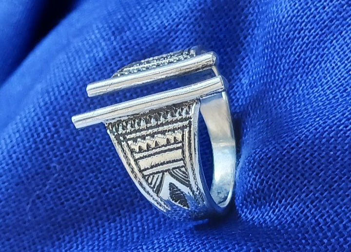 Bague touareg en argent massif