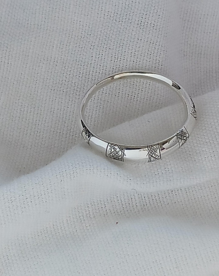 Bague touareg en argent massif
