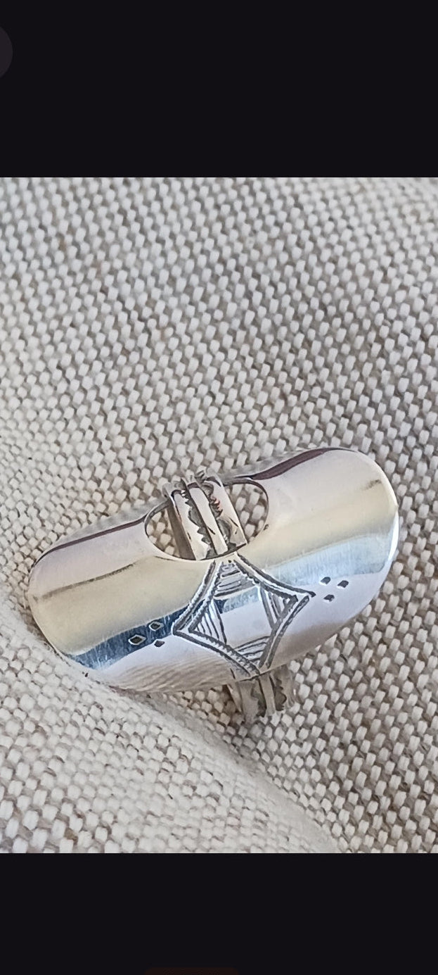 Bague touareg en argent massif