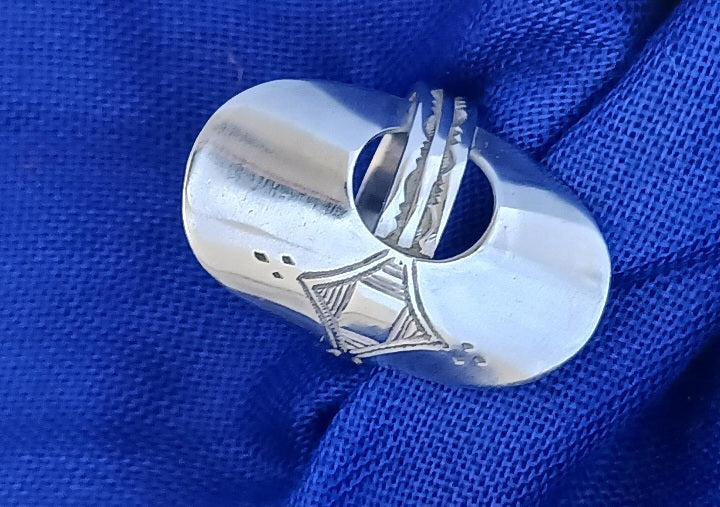 Bague touareg en argent massif