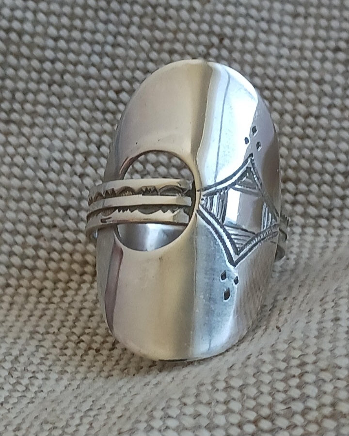 Bague touareg en argent massif