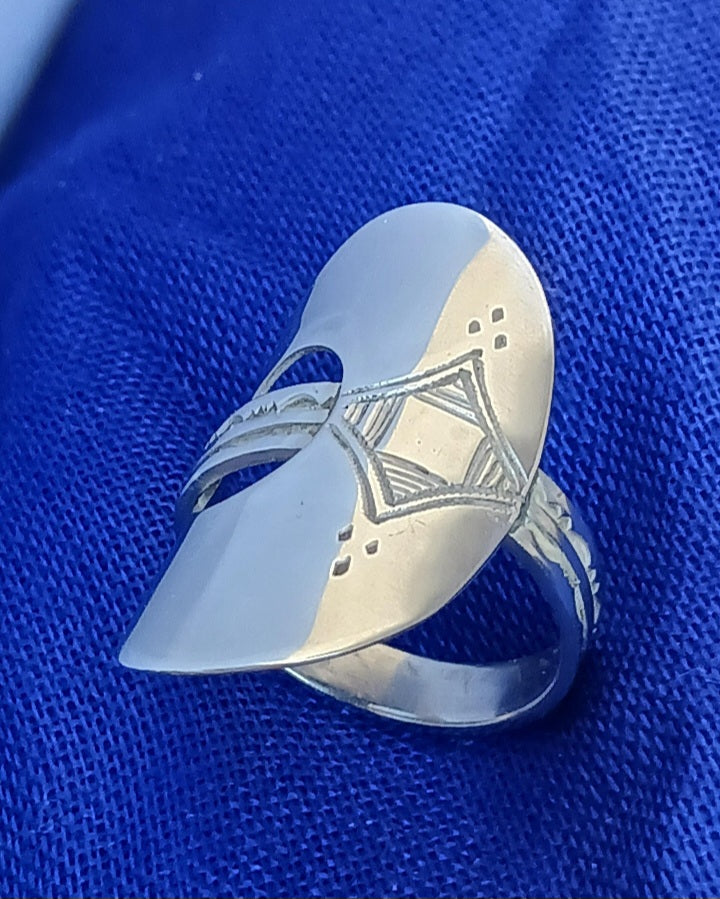 Bague touareg en argent massif