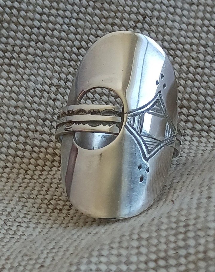 Bague touareg en argent massif