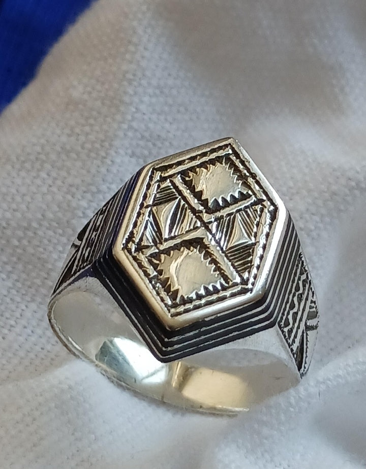Bague touareg en argent massif