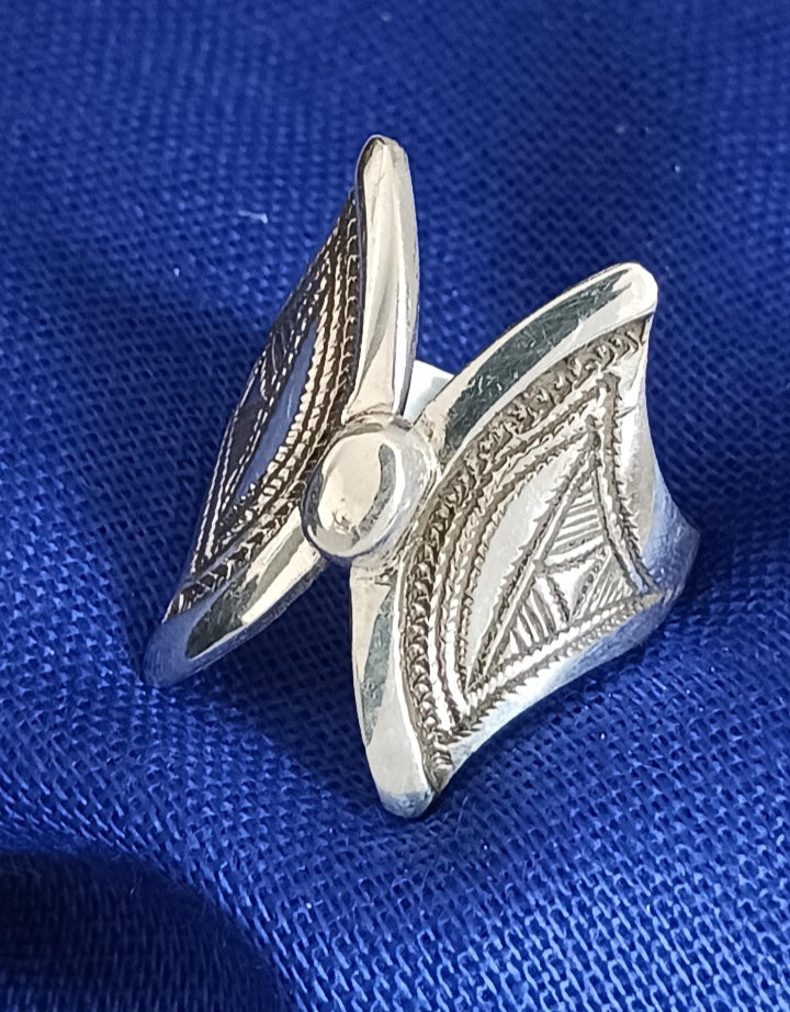 Bague touareg en argent massif