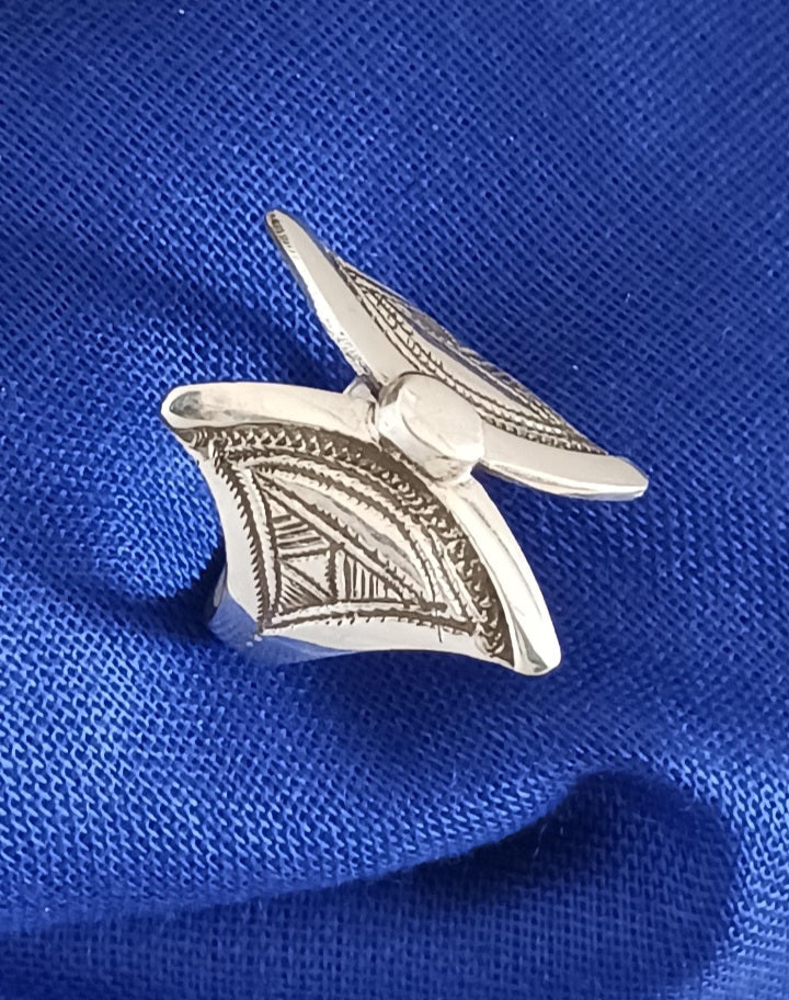 Bague touareg en argent massif