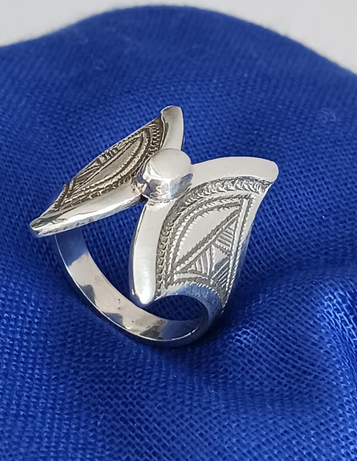 Bague touareg en argent massif