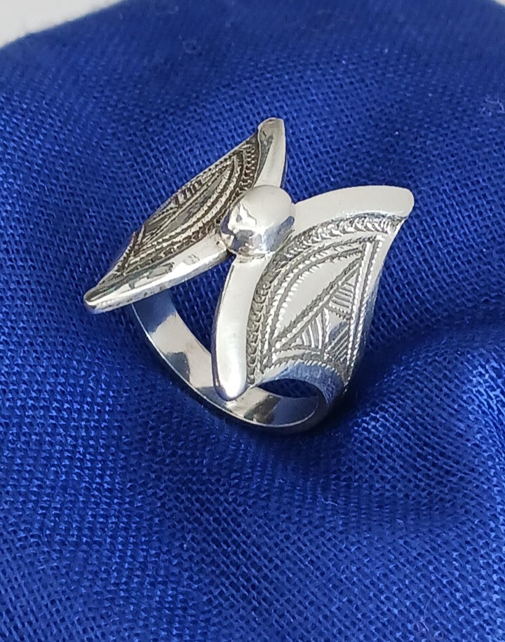 Bague touareg en argent massif