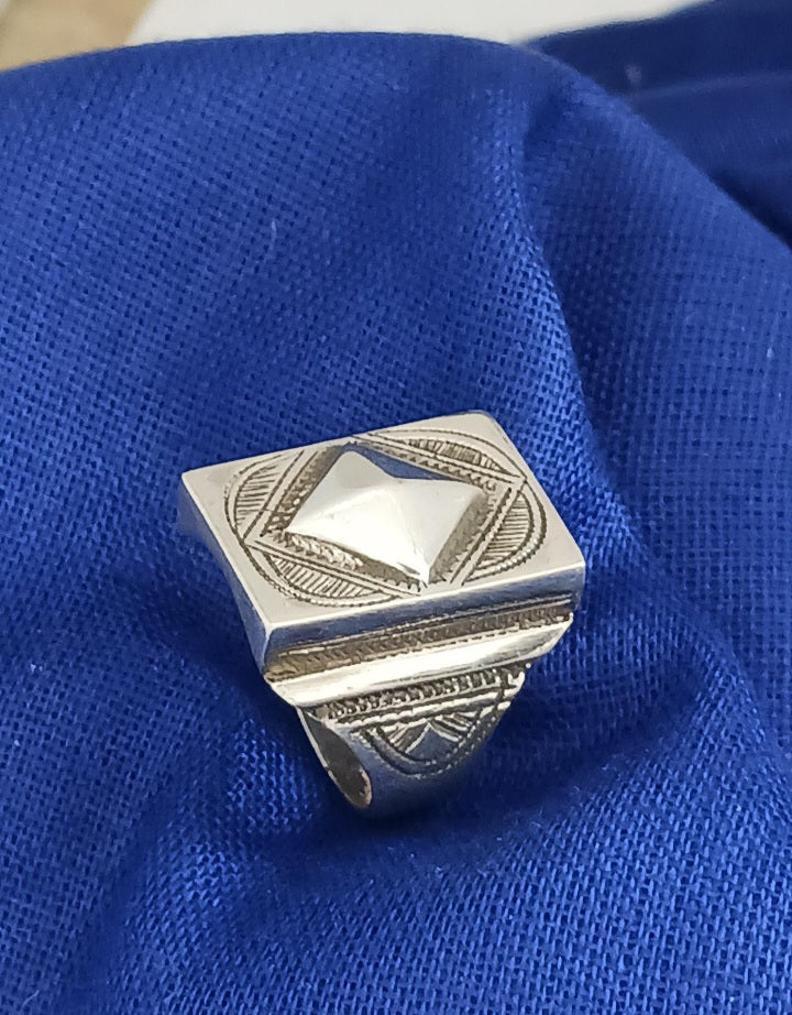 Bague touareg en argent massif