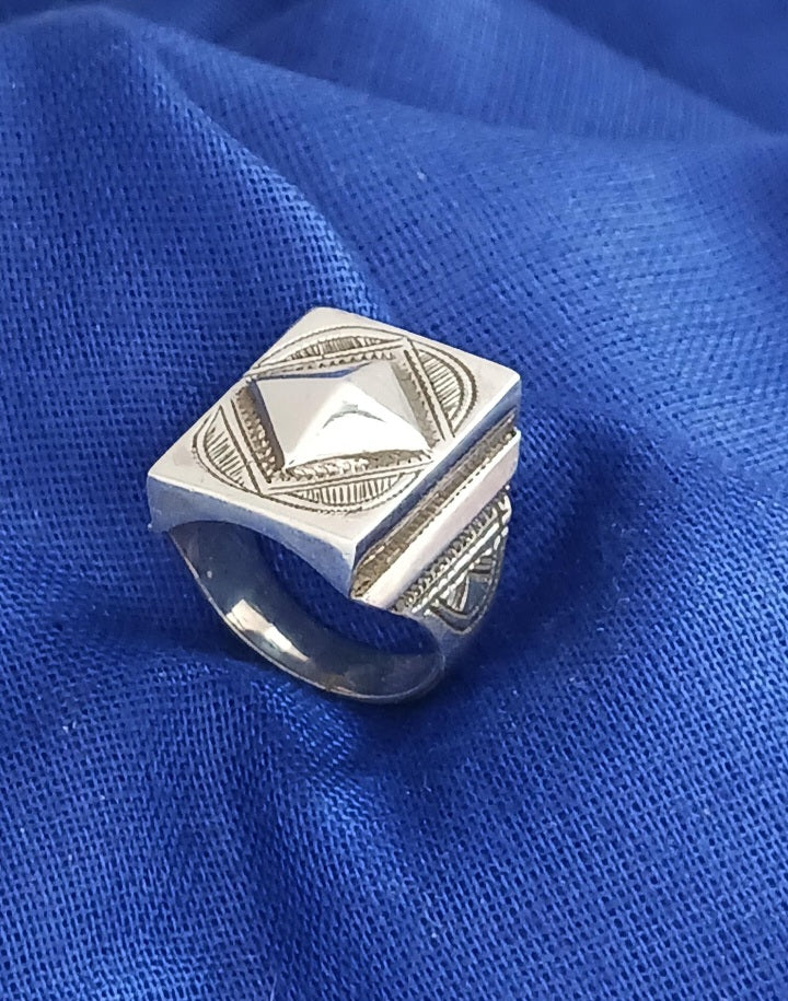 Bague touareg en argent massif