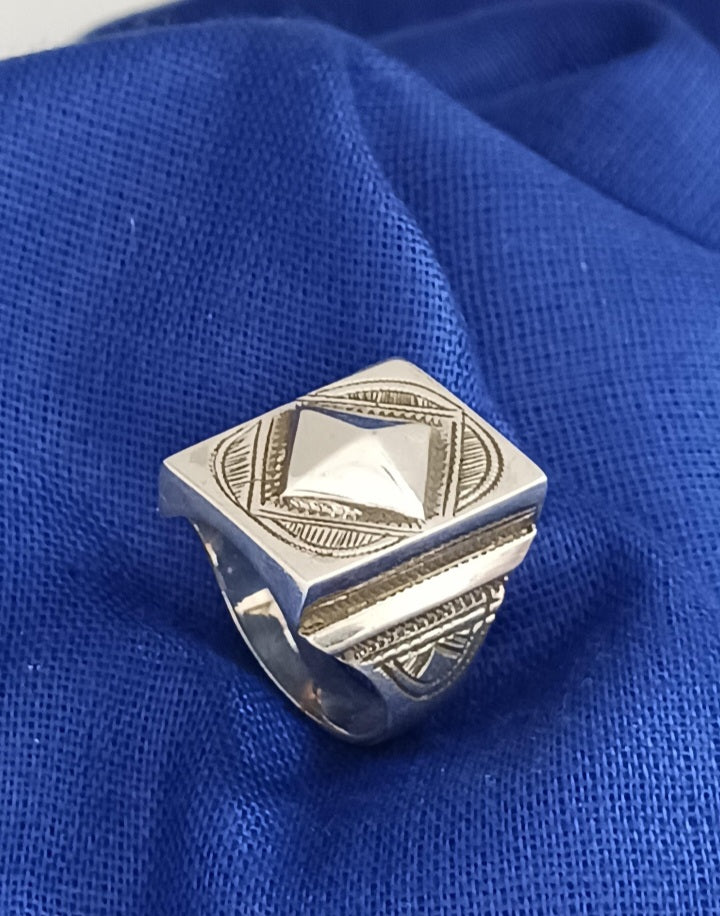 Bague touareg en argent massif