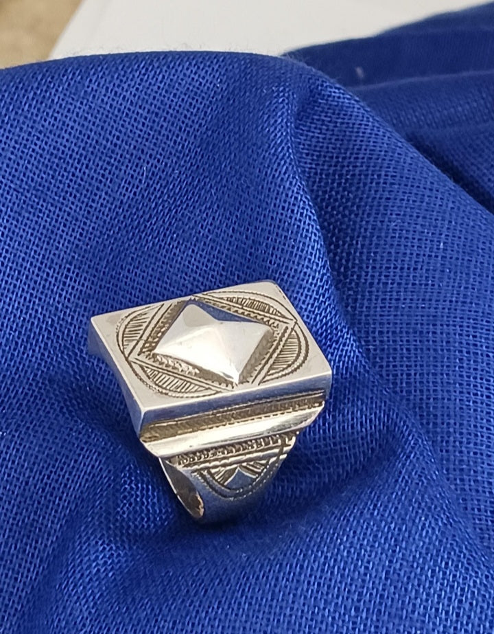 Bague touareg en argent massif