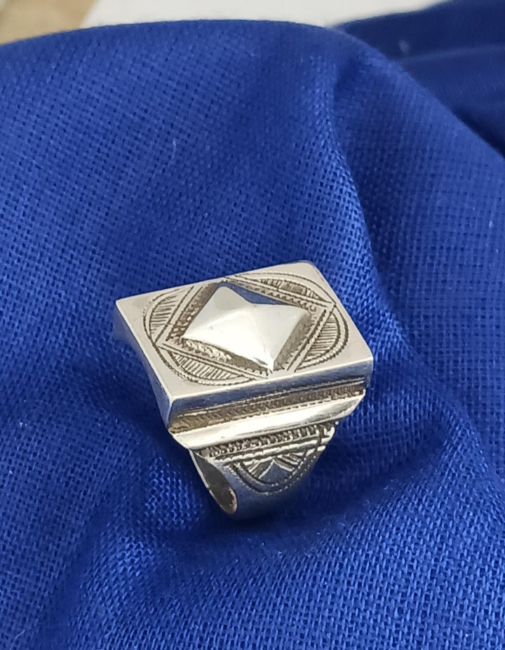Bague touareg en argent massif
