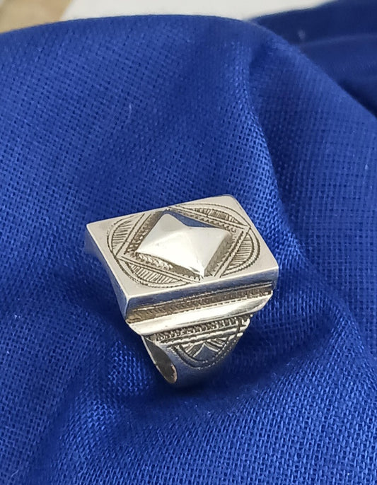 Bague touareg en argent massif