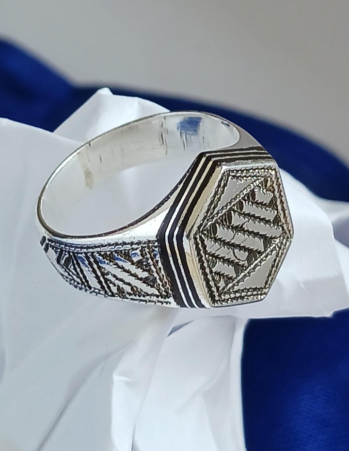 Bague touareg en argent massif