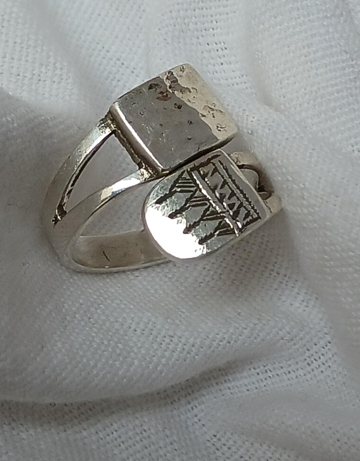 Bague touareg en argent massif