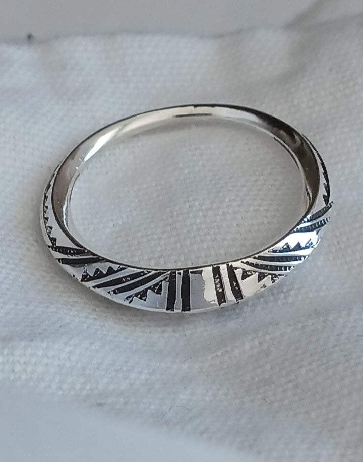 Bague touareg en argent massif