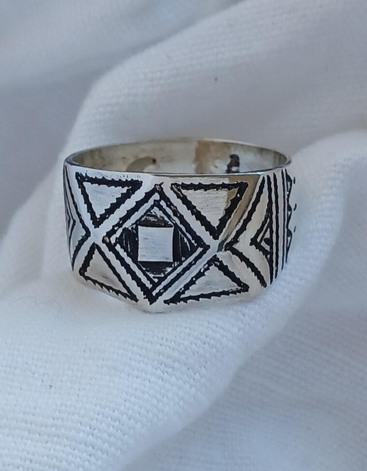 Bague touareg en argent massif