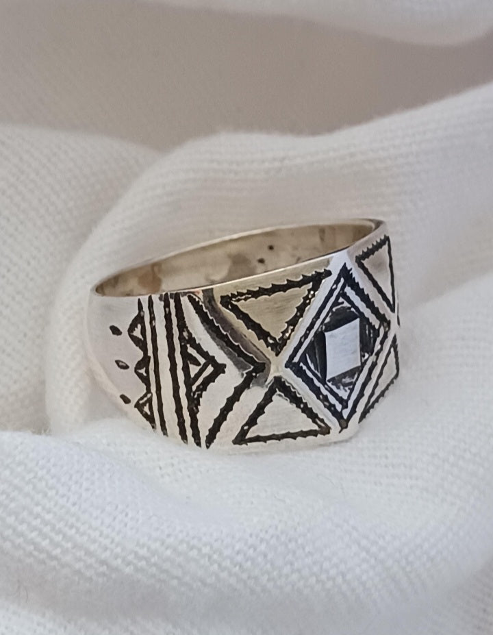 Bague touareg en argent massif
