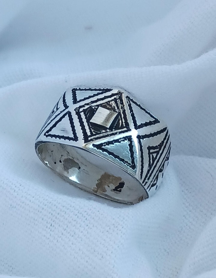 Bague touareg en argent massif
