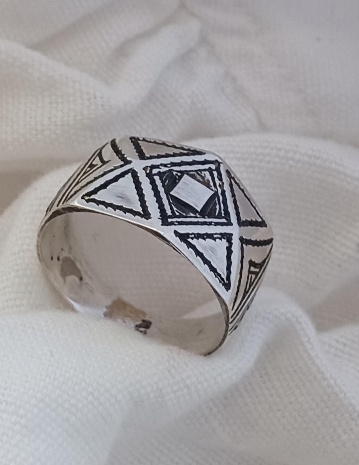 Bague touareg en argent massif