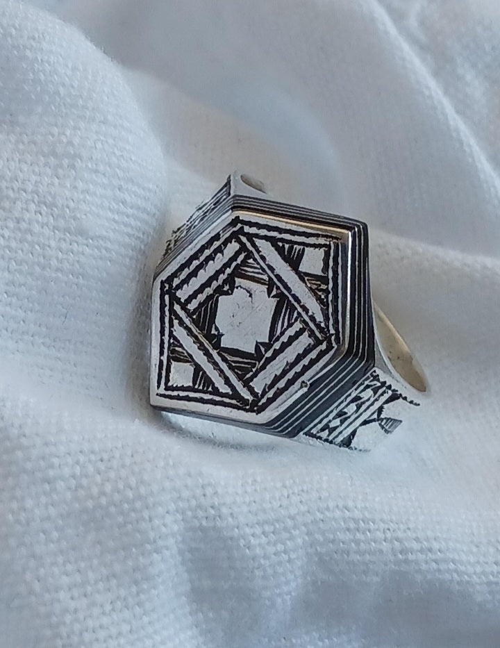 Bague touareg en argent massif