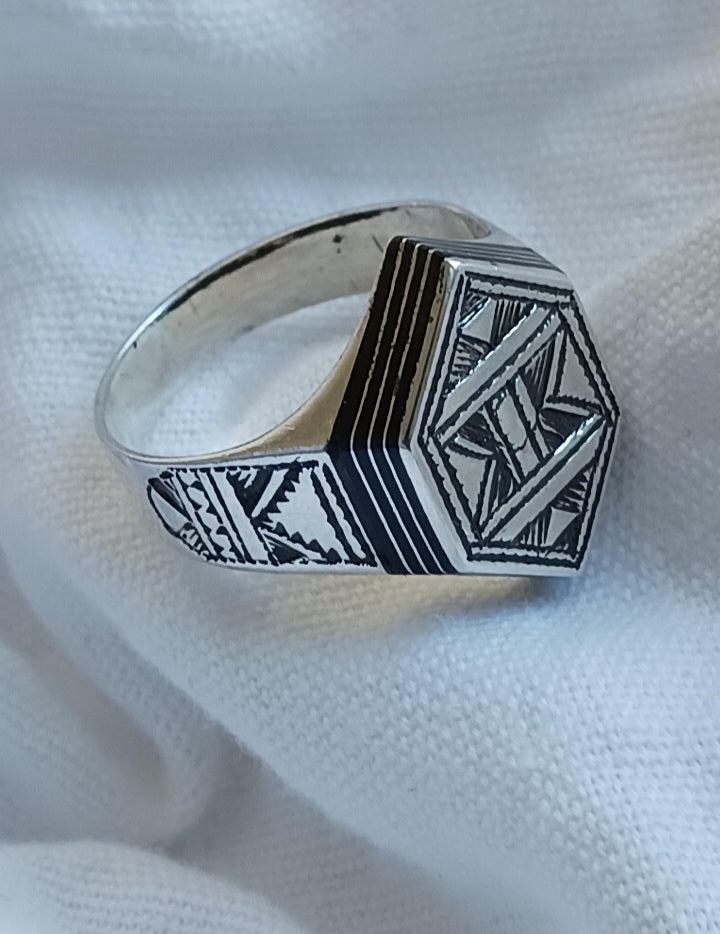 Bague touareg en argent massif