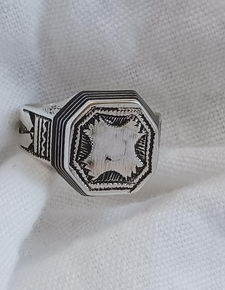 Bague touareg en argent massif