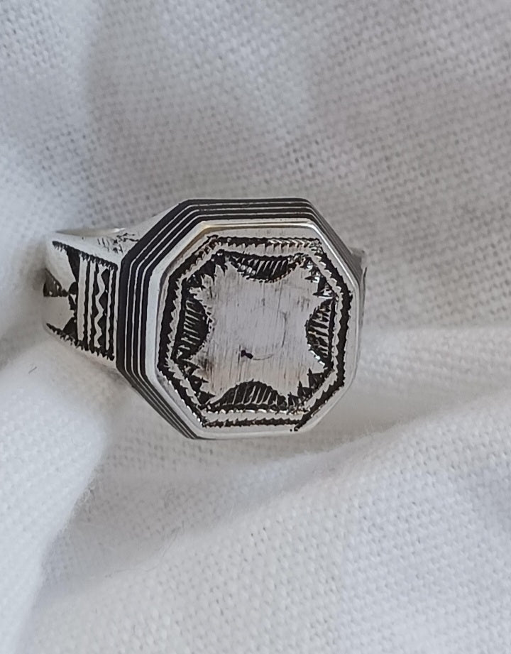 Bague touareg en argent massif