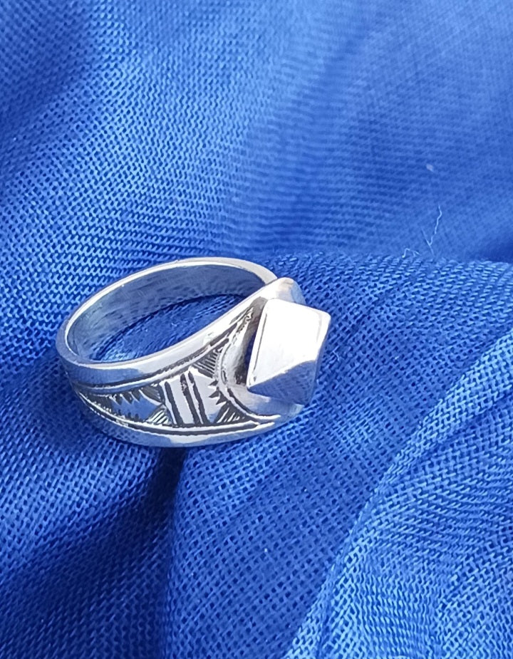Bague touareg en argent massif
