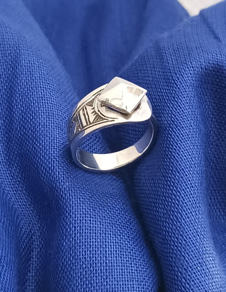 Bague touareg en argent massif