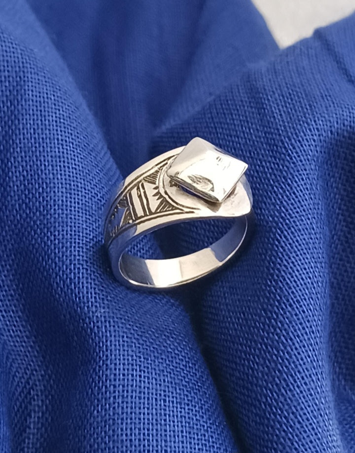 Bague touareg en argent massif