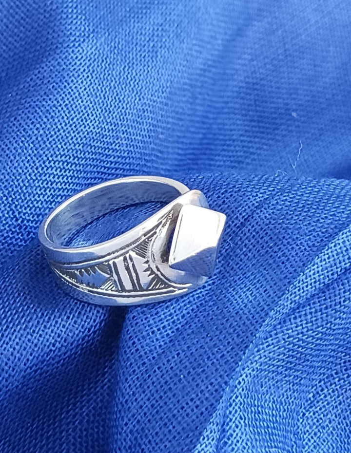 Bague touareg en argent massif