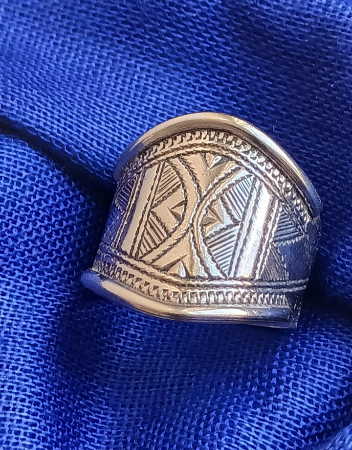 Bague touareg en argent massif