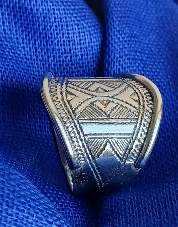 Bague touareg en argent massif