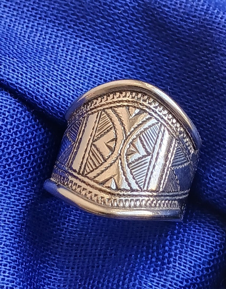 Bague touareg en argent massif
