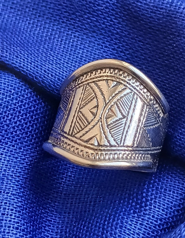 Bague touareg en argent massif