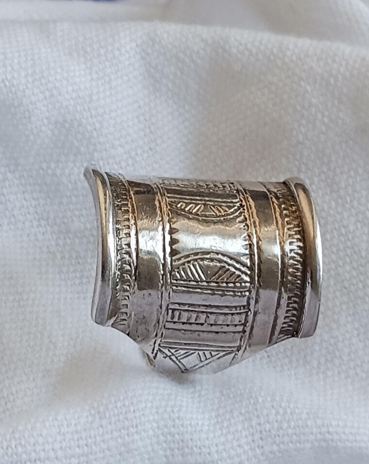 Bague touareg en argent massif