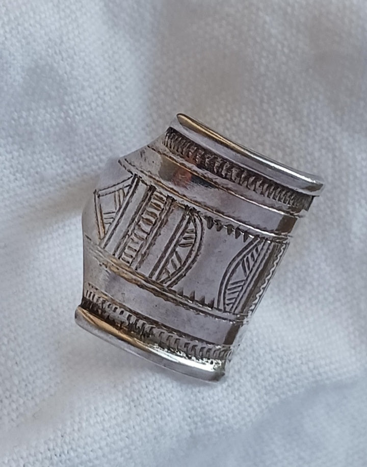 Bague touareg en argent massif
