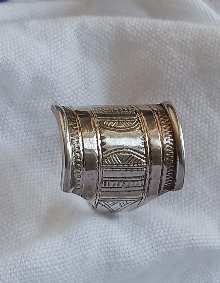 Bague touareg en argent massif