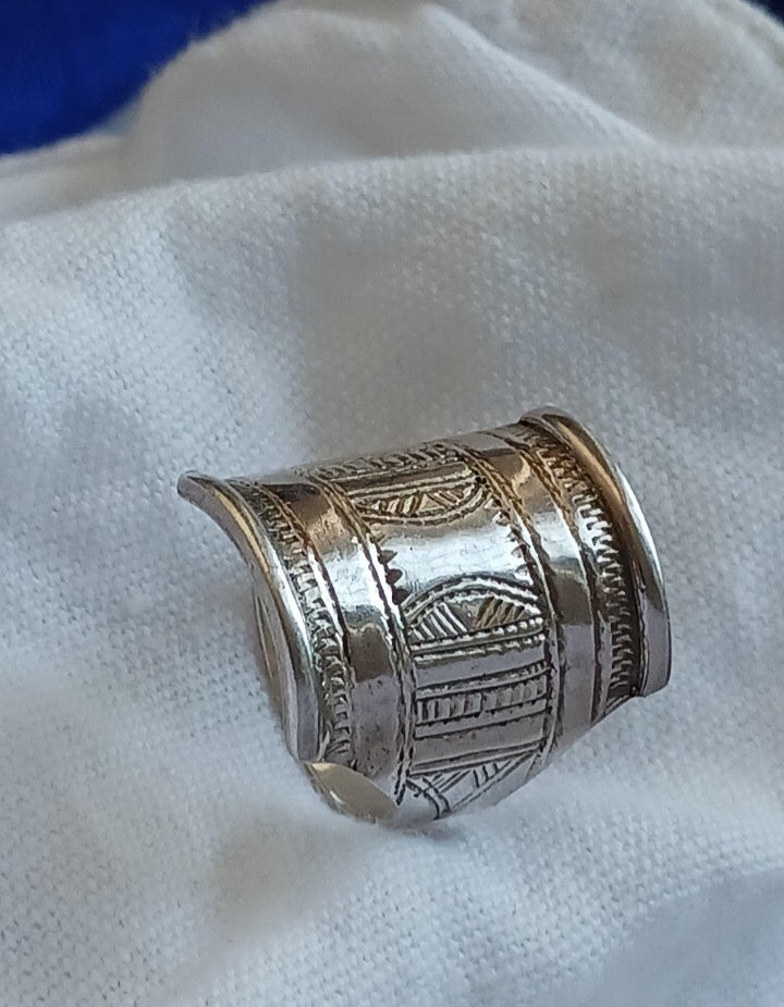 Bague touareg en argent massif