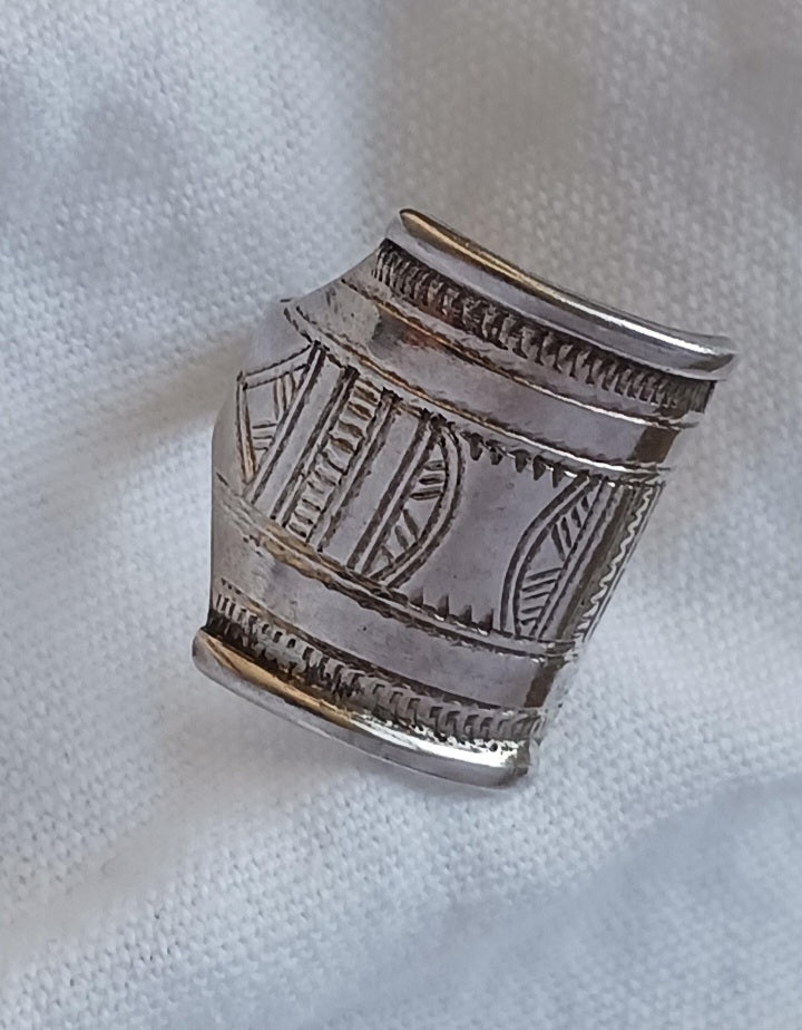 Bague touareg en argent massif