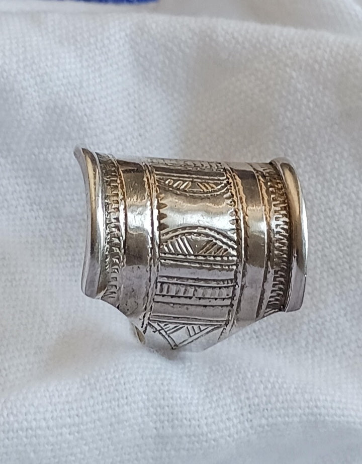 Bague touareg en argent massif