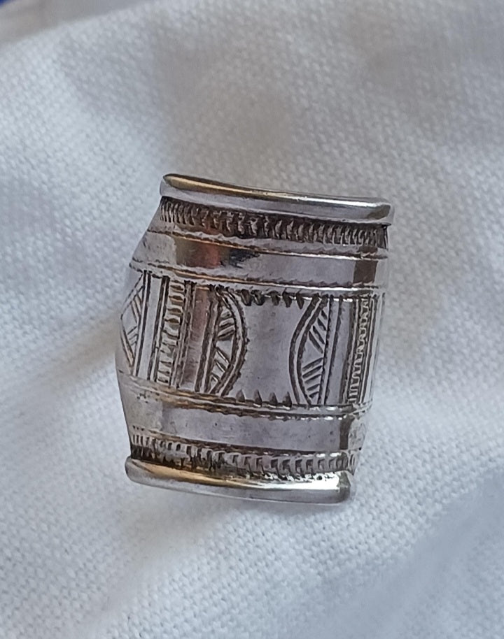 Bague touareg en argent massif