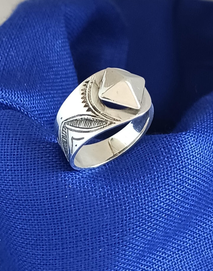 Bague touareg en argent massif
